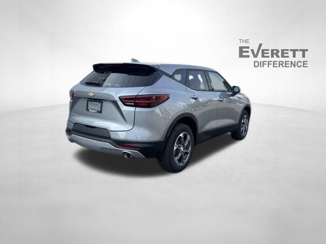 New 2026 Chevrolet Blazer LT image 7