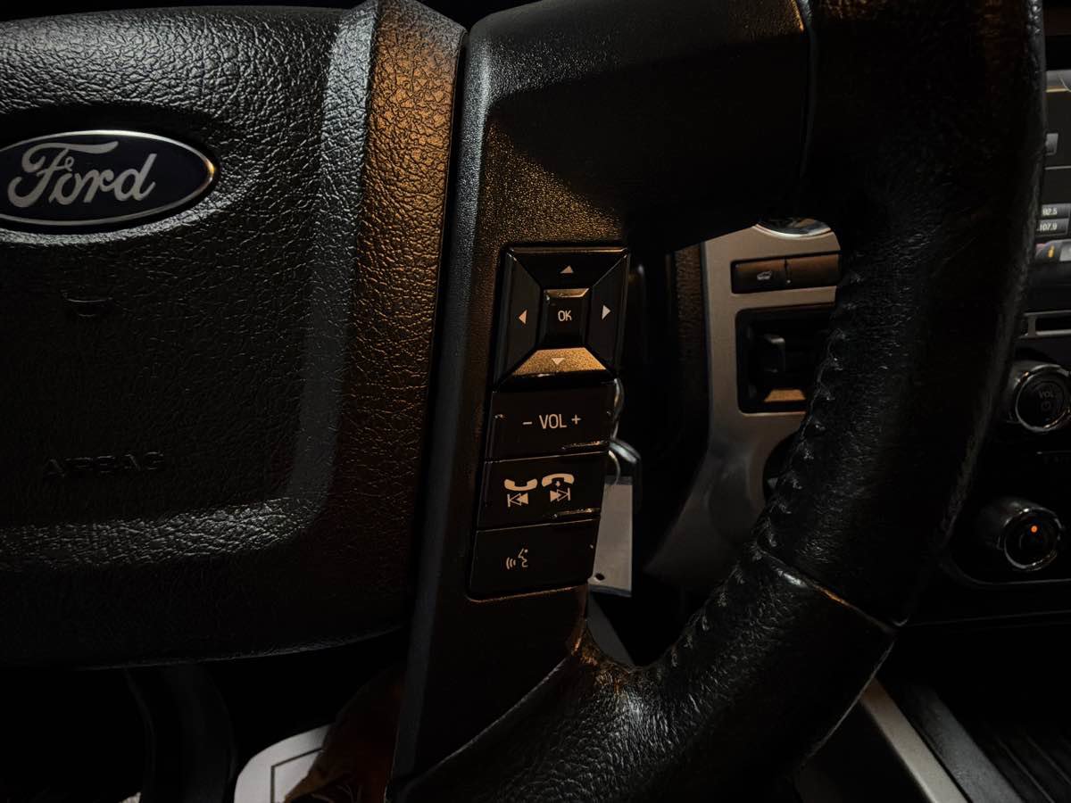 Used 2015 Ford Expedition EL XLT w/ Equipment Group 202A image 18