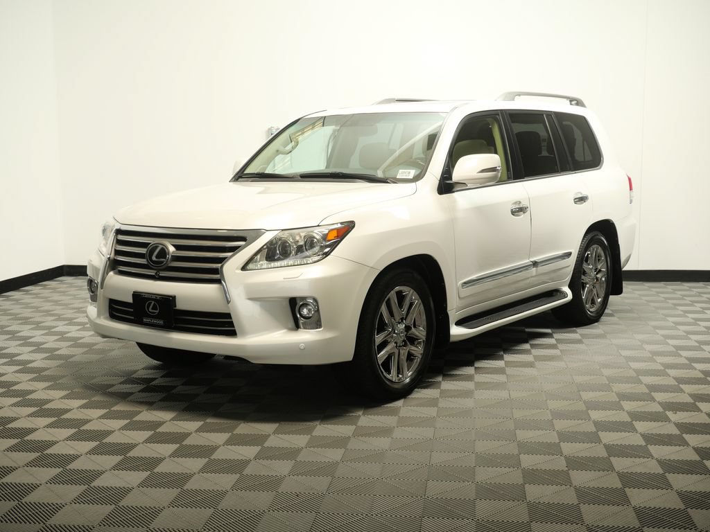 Used 2014 Lexus LX 570 4WD image 4