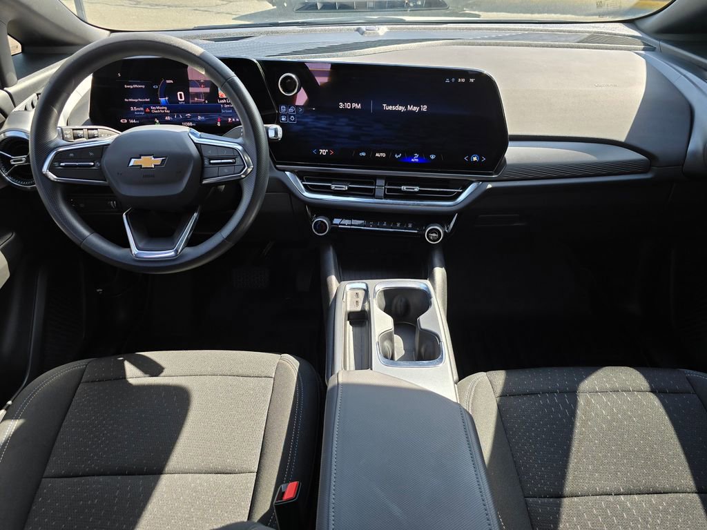 Used 2025 Chevrolet Equinox EV LT FWD image 19