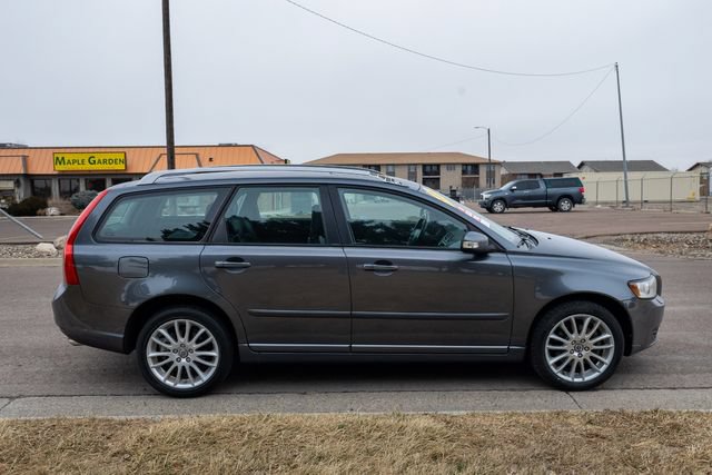 Used 2008 Volvo V50 T5 AWD/4WD image 4