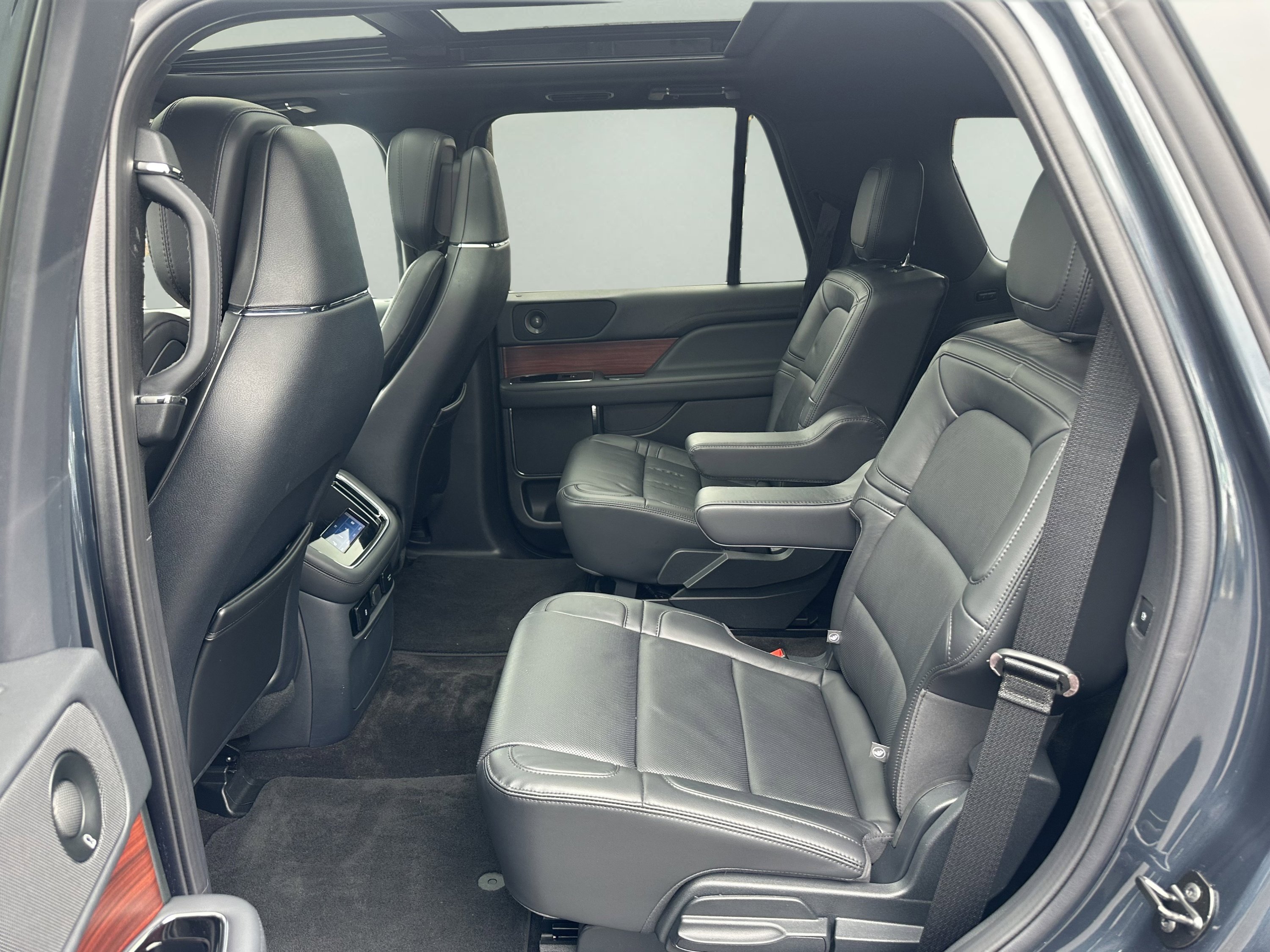 Certified 2024 Lincoln Navigator Reserve image 11