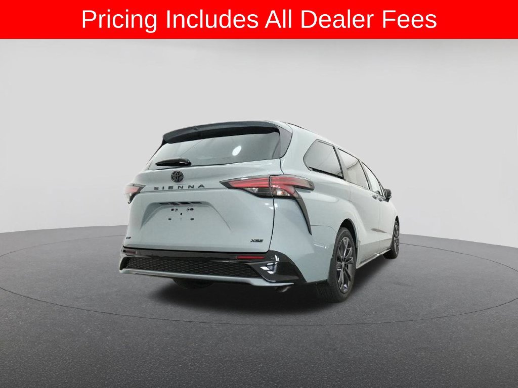 New 2026 Toyota Sienna XSE FWD image 24