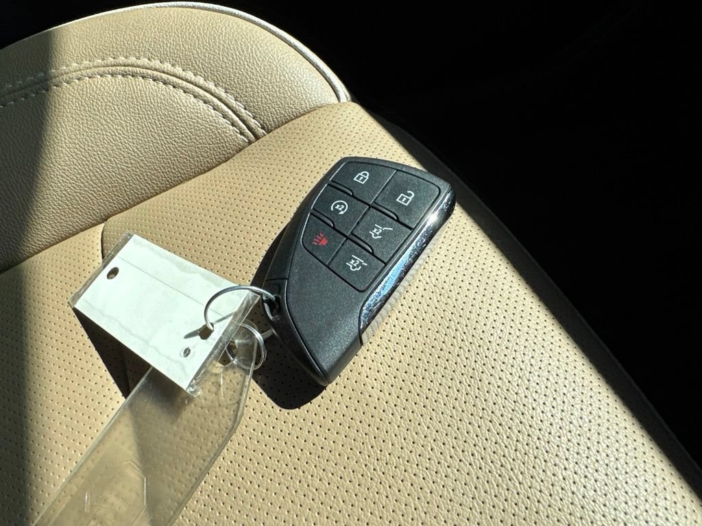 Used 2023 Chevrolet Tahoe Premier AWD/4WD image 43