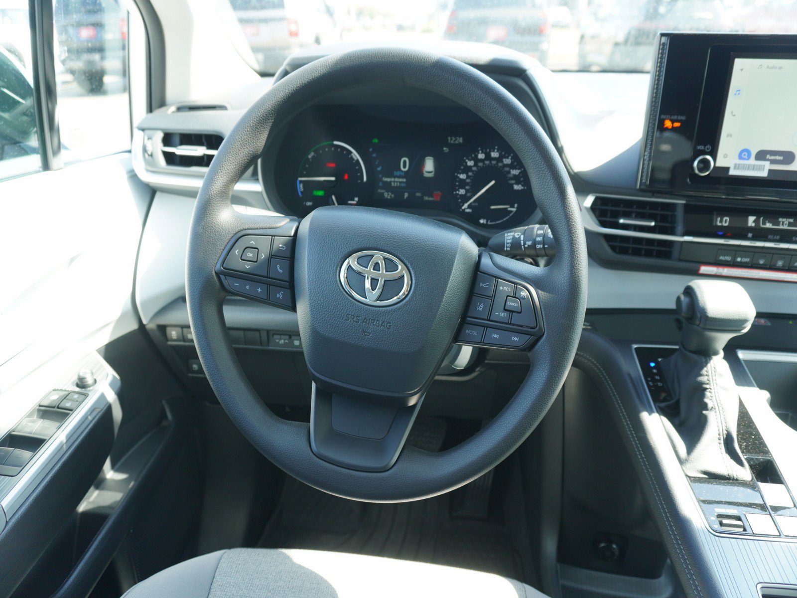 New 2026 Toyota Sienna LE FWD image 13