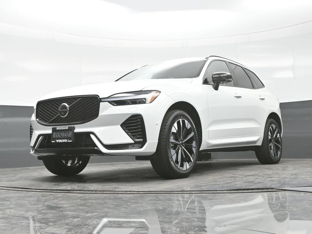 New 2026 Volvo XC60 B5 Plus w/ Climate Package AWD/4WD image 23