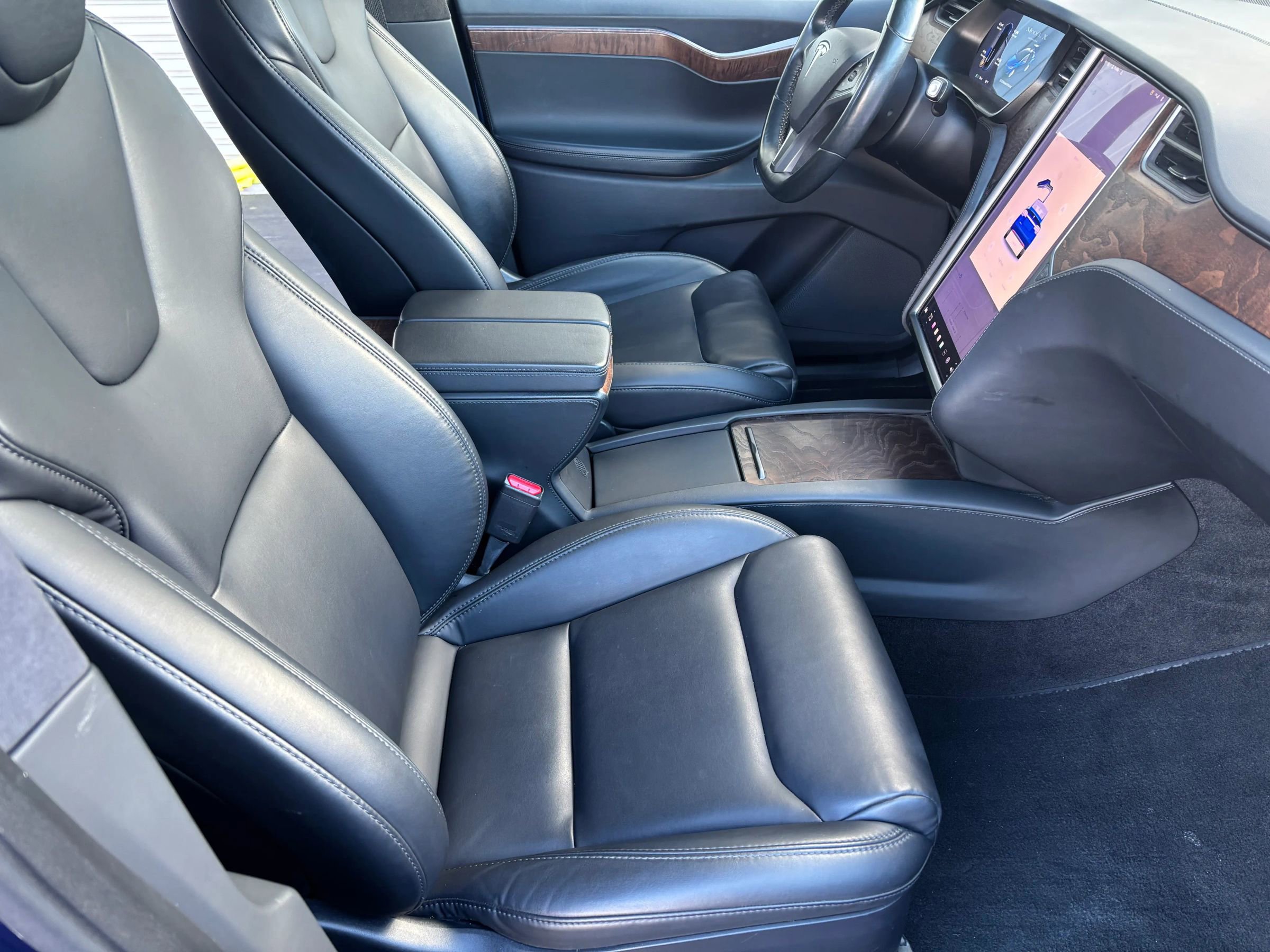 Used 2020 Tesla Model X Long Range image 12