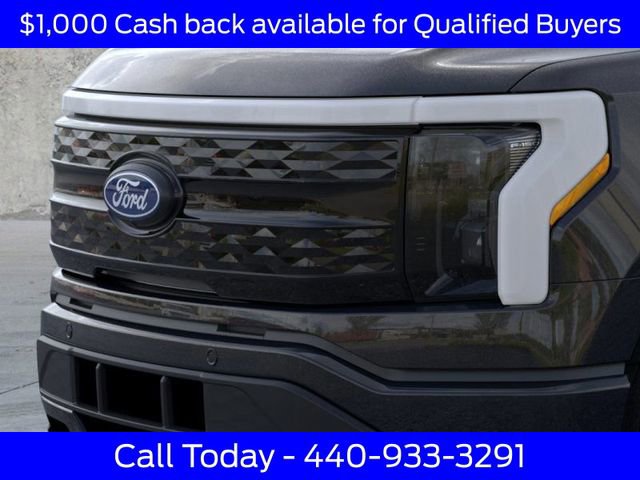 New 2025 Ford F150 Lightning Platinum image 18