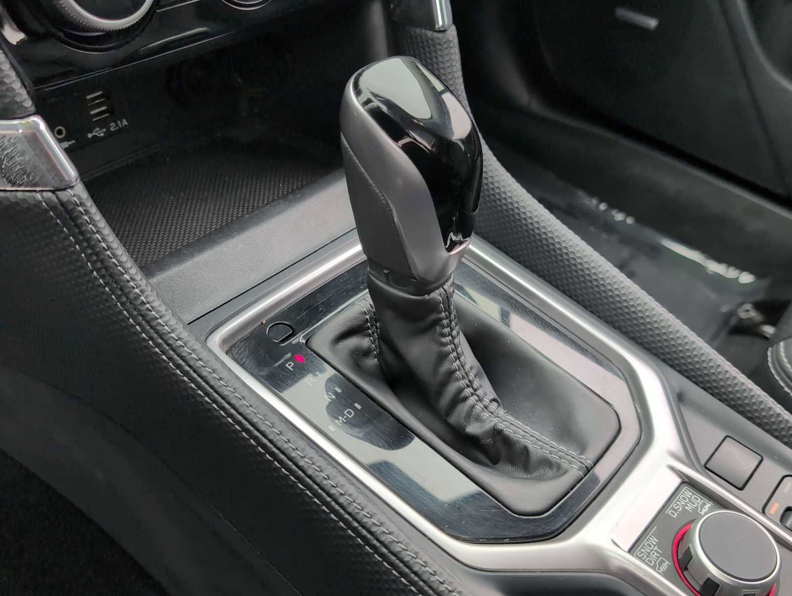 Used 2024 Subaru Forester Limited image 33