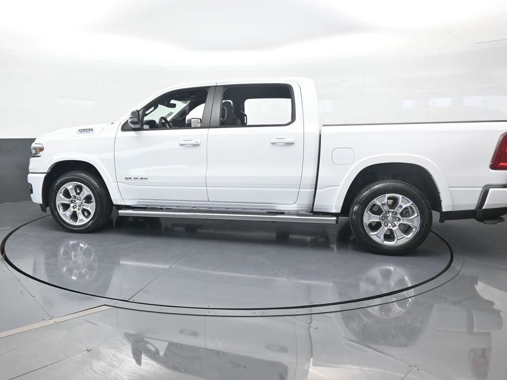 Used 2025 RAM 1500 Big Horn AWD/4WD image 3