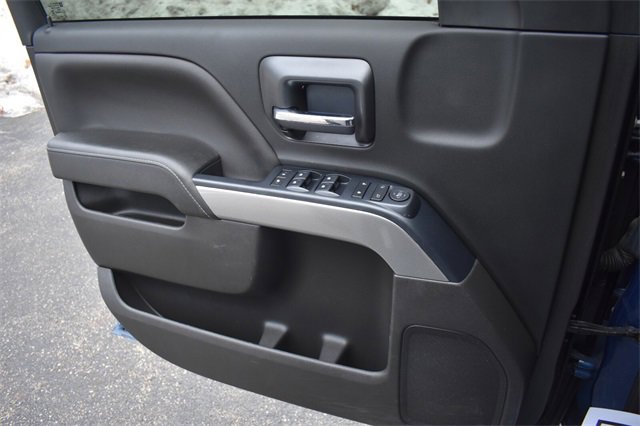 Used 2018 Chevrolet Silverado 1500 LT w/ All Star Edition image 33