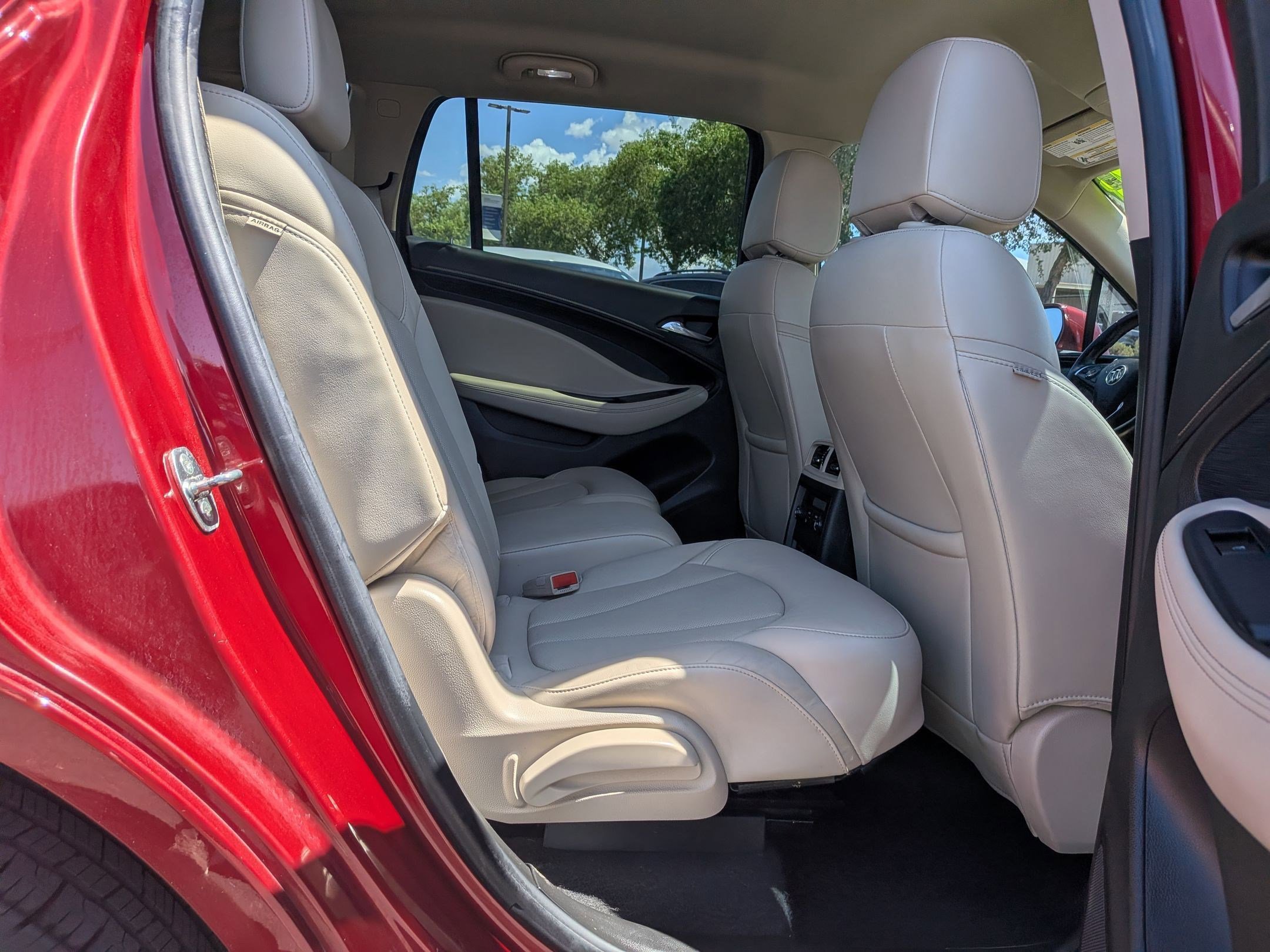 Used 2018 Buick Envision Essence w/ LPO, Active Package FWD image 24