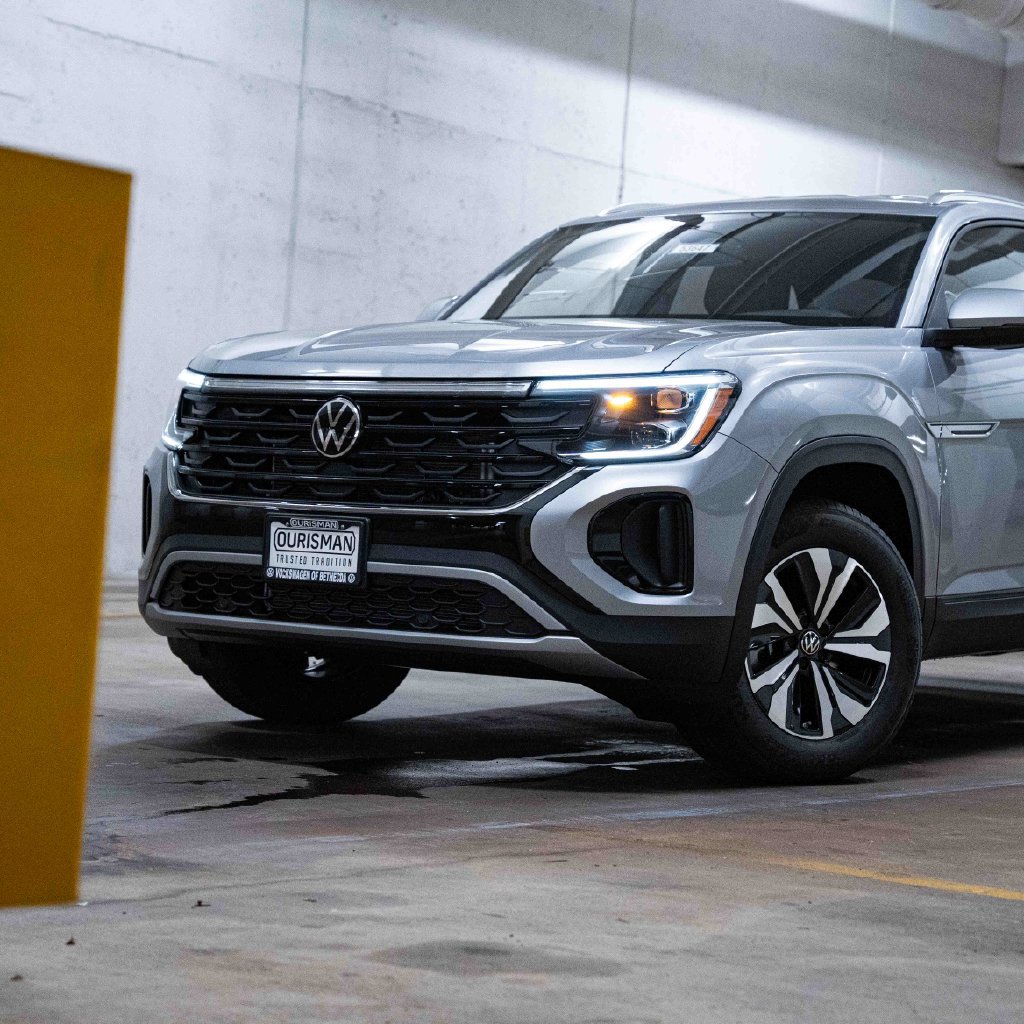 New 2026 Volkswagen Atlas Cross Sport SE AWD/4WD image 2