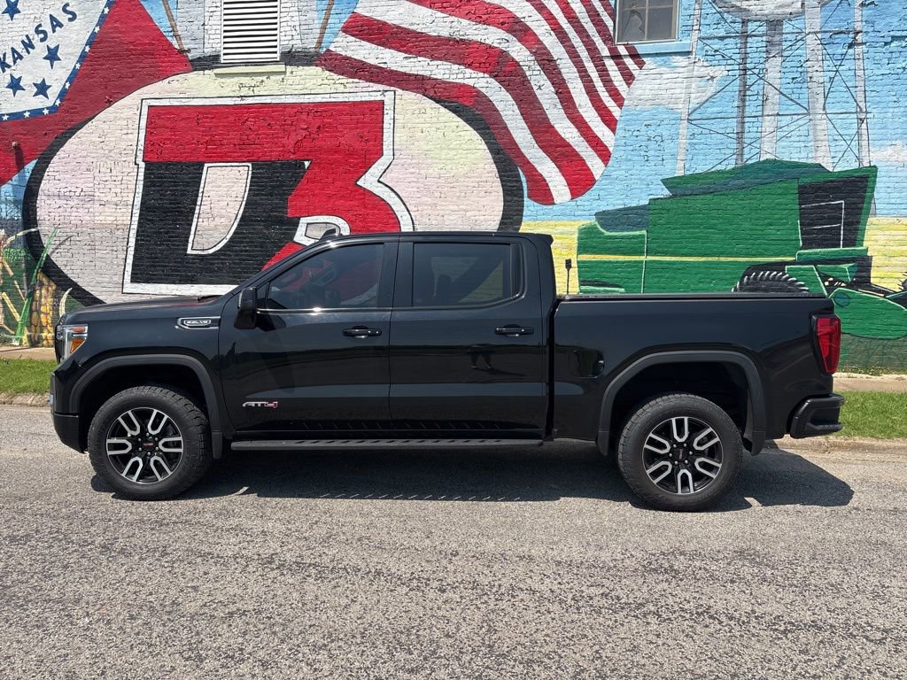 Used 2021 GMC Sierra 1500 AT4 w/ AT4 Premium Package AWD/4WD image 3
