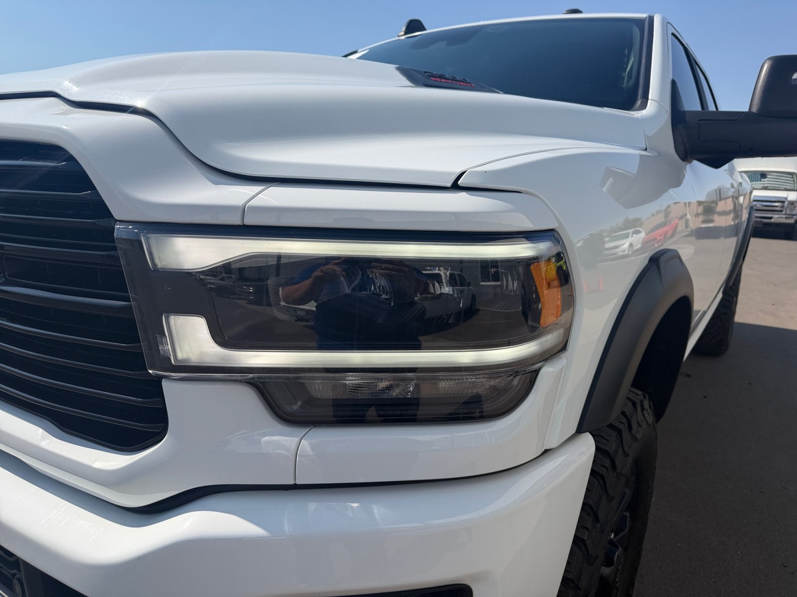 Used 2024 RAM 2500 Laramie w/ Night Edition AWD/4WD image 9