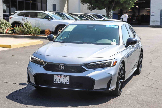 Used 2025 Honda Civic Sport image 3