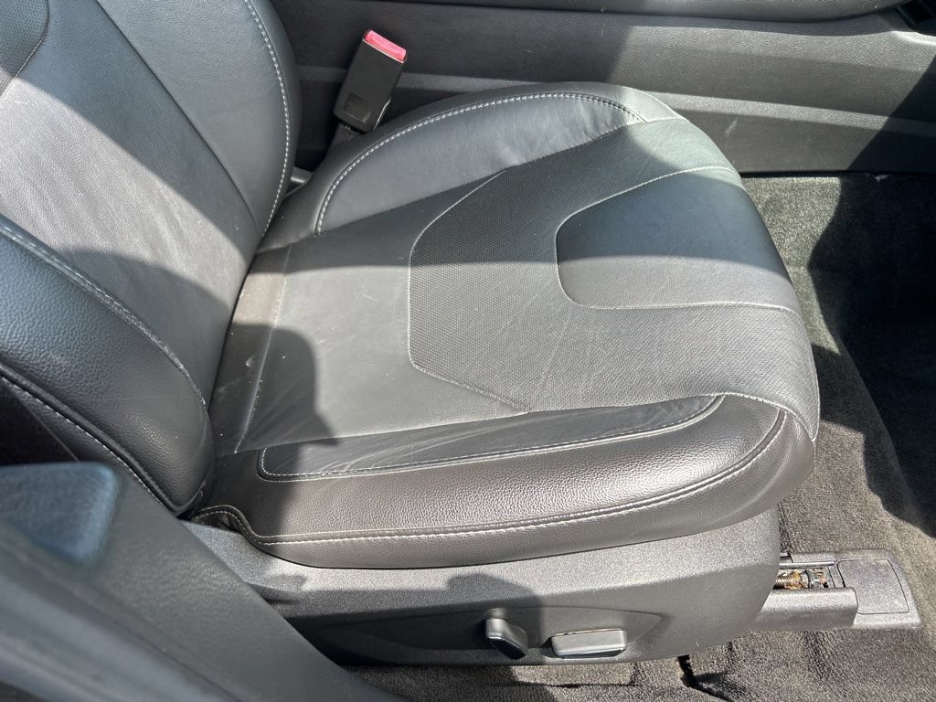 Used 2013 Ford Fusion Titanium w/ Titanium Driver Assist Pkg FWD image 44