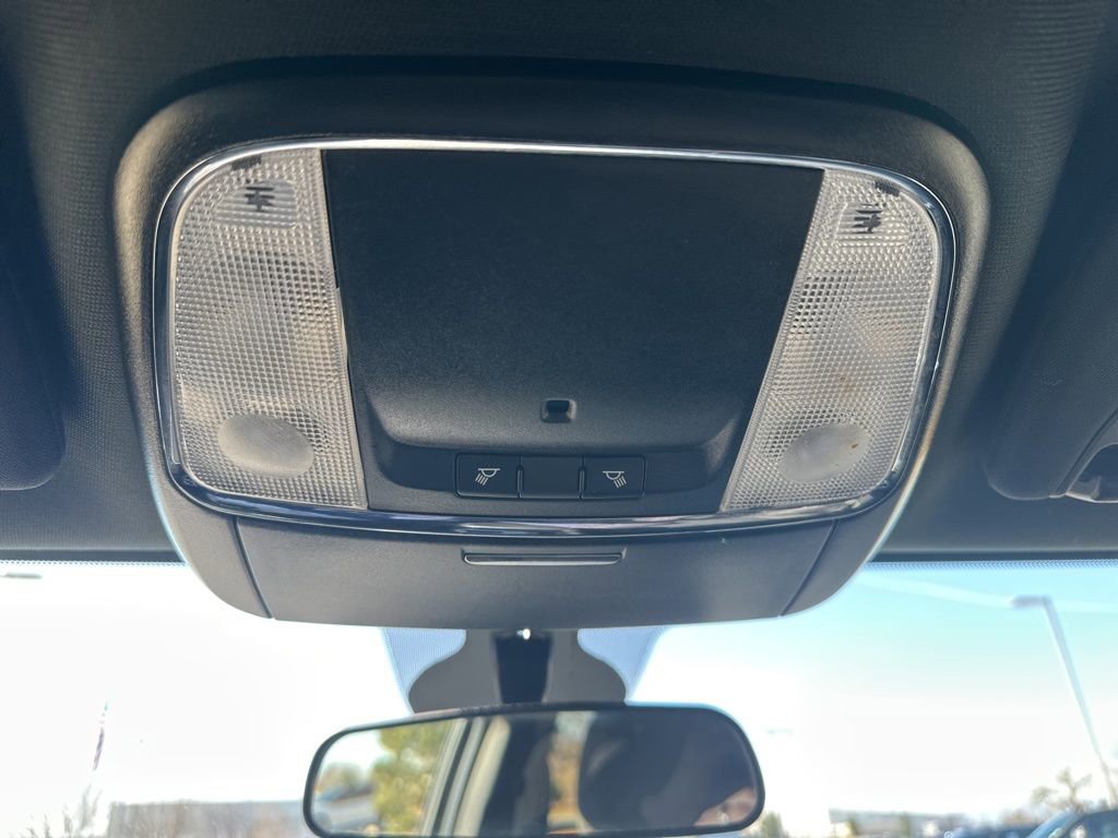 Used 2019 Jeep Grand Cherokee Laredo image 9