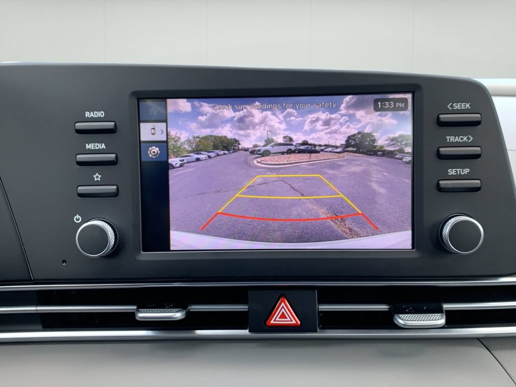 Certified 2026 Hyundai Elantra SE FWD image 27