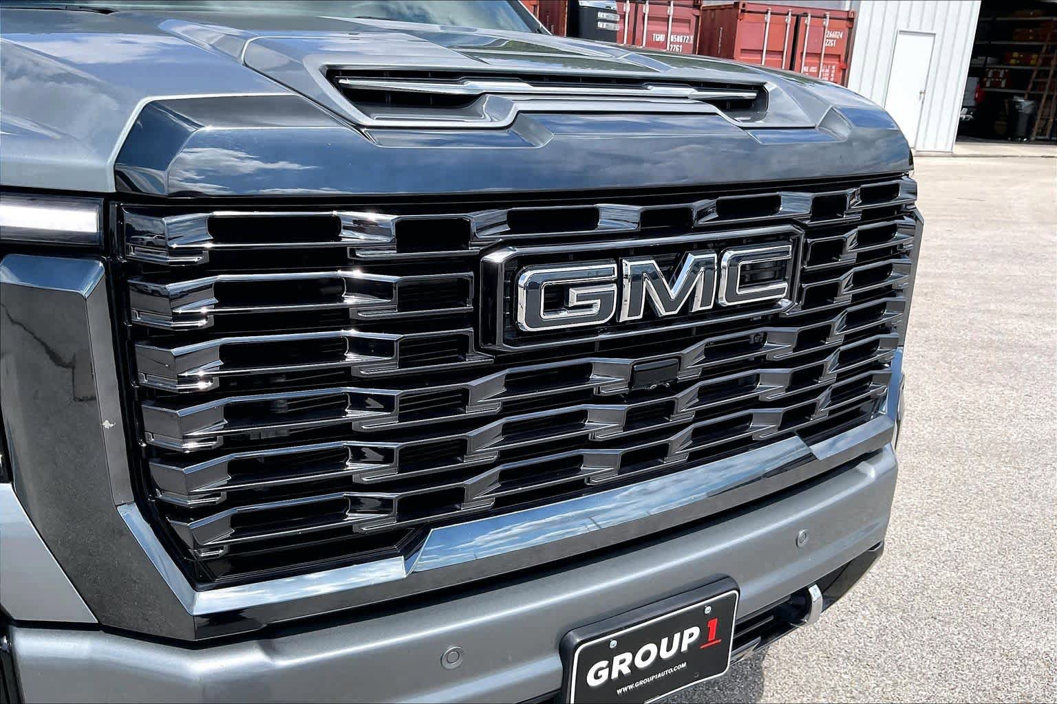 Certified 2024 GMC Sierra 3500 Denali Ultimate AWD/4WD image 30