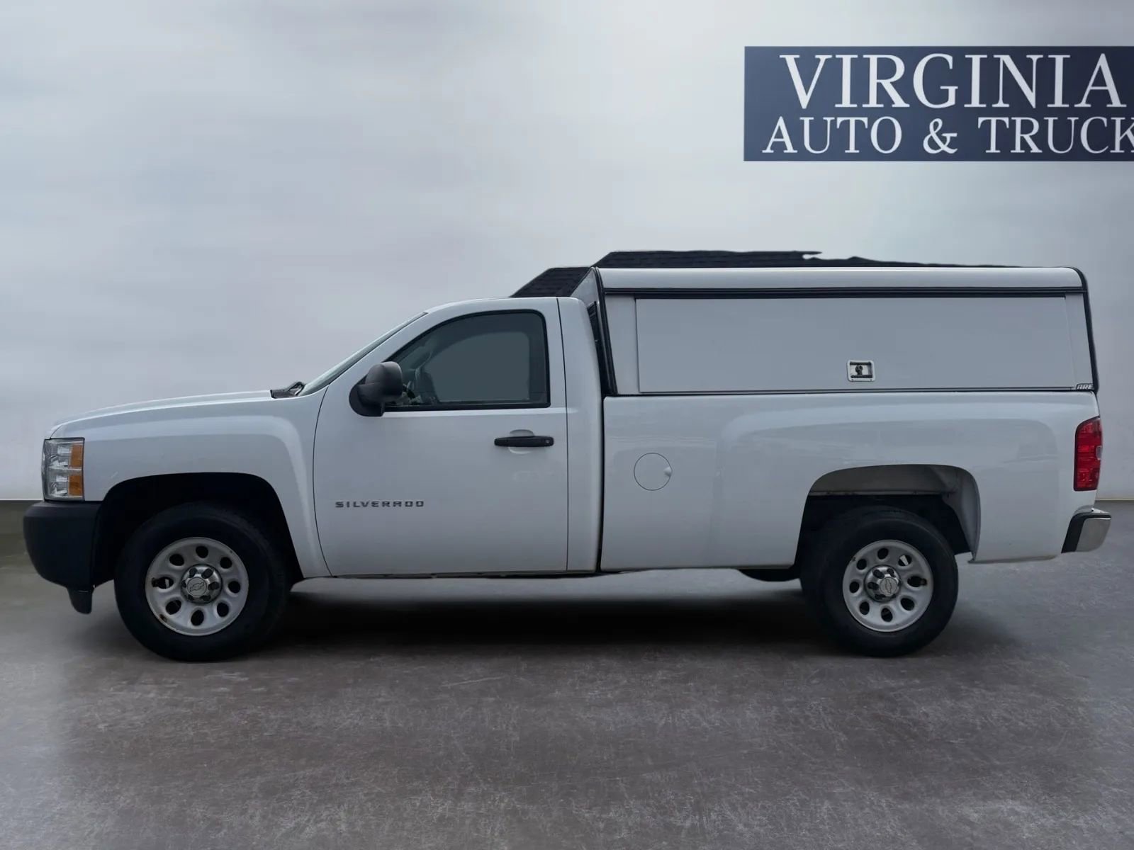 Used 2013 Chevrolet Silverado 1500 W/T image 2