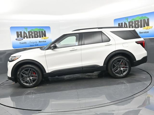 New 2026 Ford Explorer ST-Line w/ ST-Line Street Pack image 2