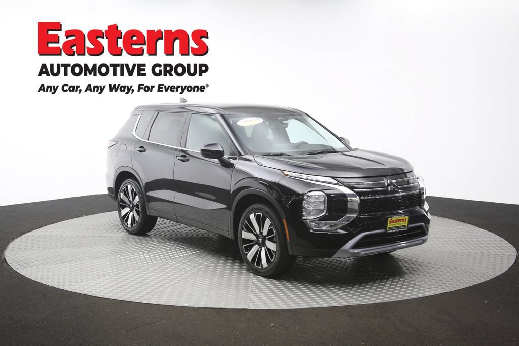 Used 2025 Mitsubishi Outlander SE AWD/4WD image 50