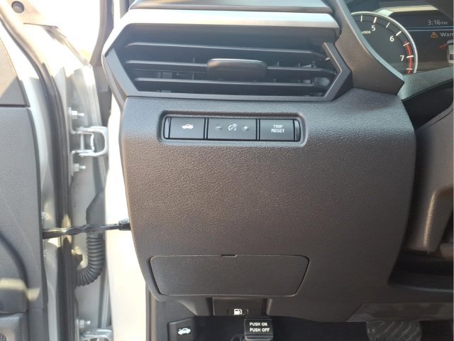 Used 2023 Nissan Altima 2.5 SV FWD image 14