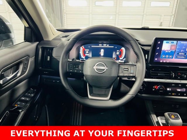 New 2026 Nissan Pathfinder Platinum image 5