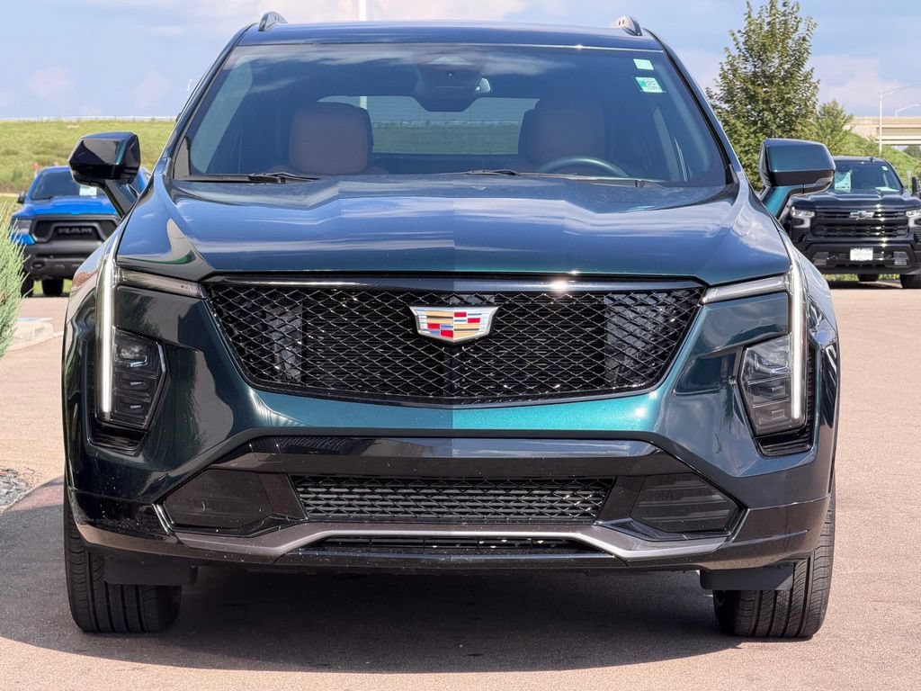 Used 2024 Cadillac XT4 Sport AWD/4WD image 6