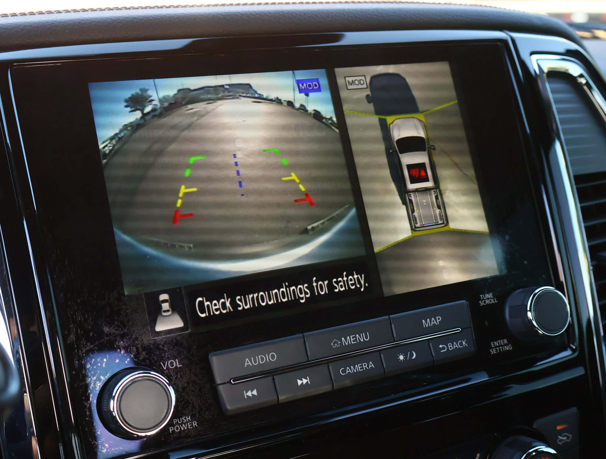 Used 2021 Nissan Titan Platinum Reserve w/ Off Road Protection Package image 5