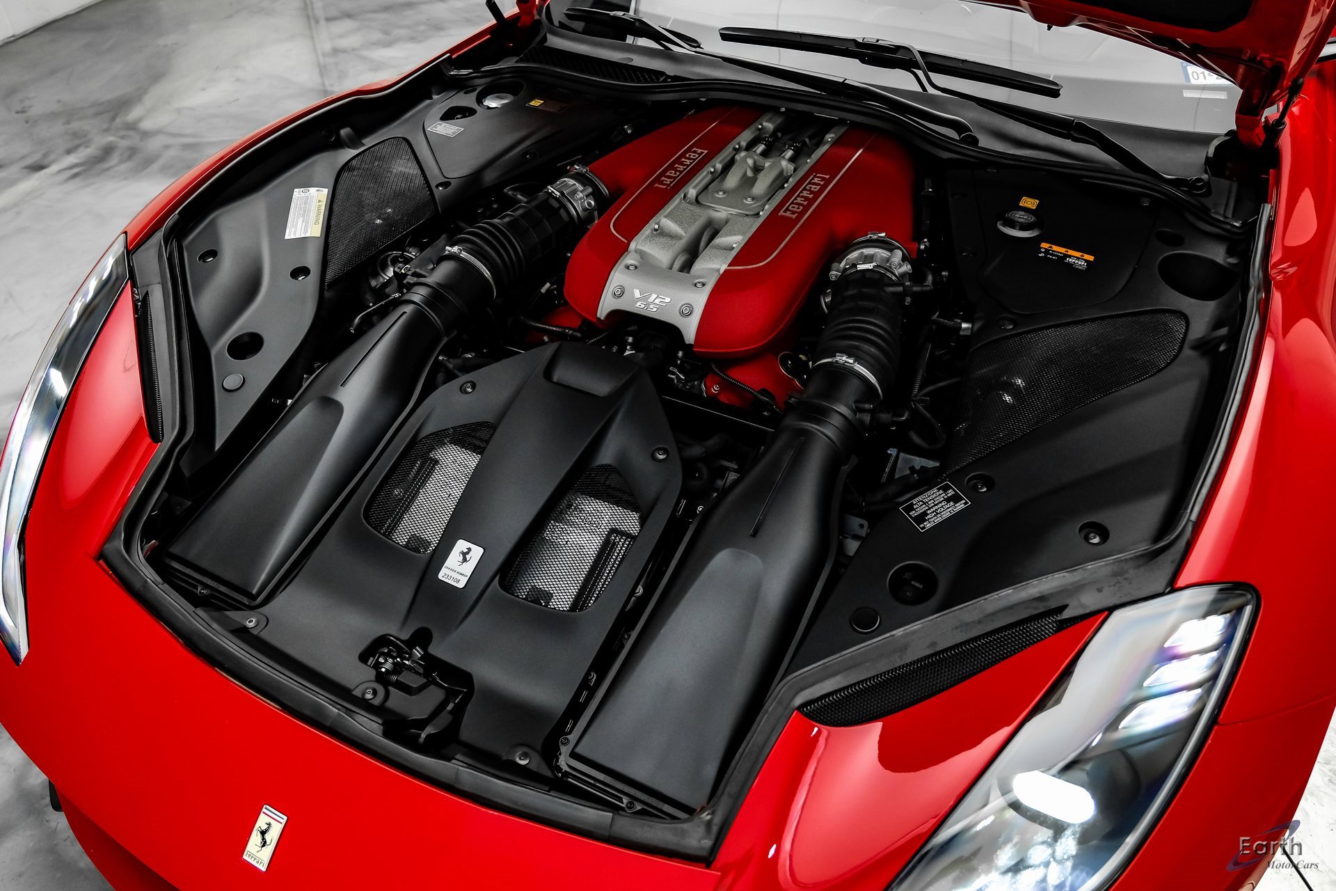 Used 2018 Ferrari 812 Superfast image 97