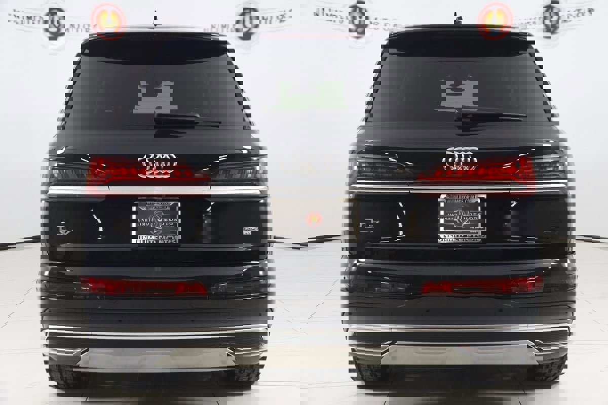 Used 2022 Audi Q7 Premium Plus w/ Premium Plus Package image 43