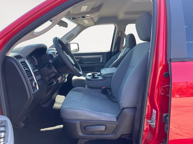 Used 2019 RAM 1500 Classic SLT RWD image 9
