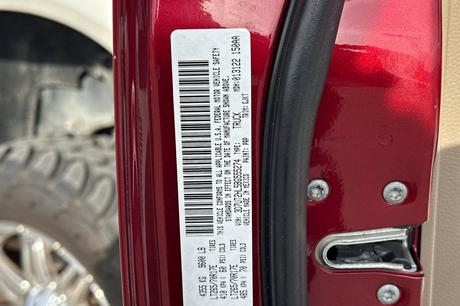 Used 2011 RAM 2500 Laramie w/ Protection Group image 35