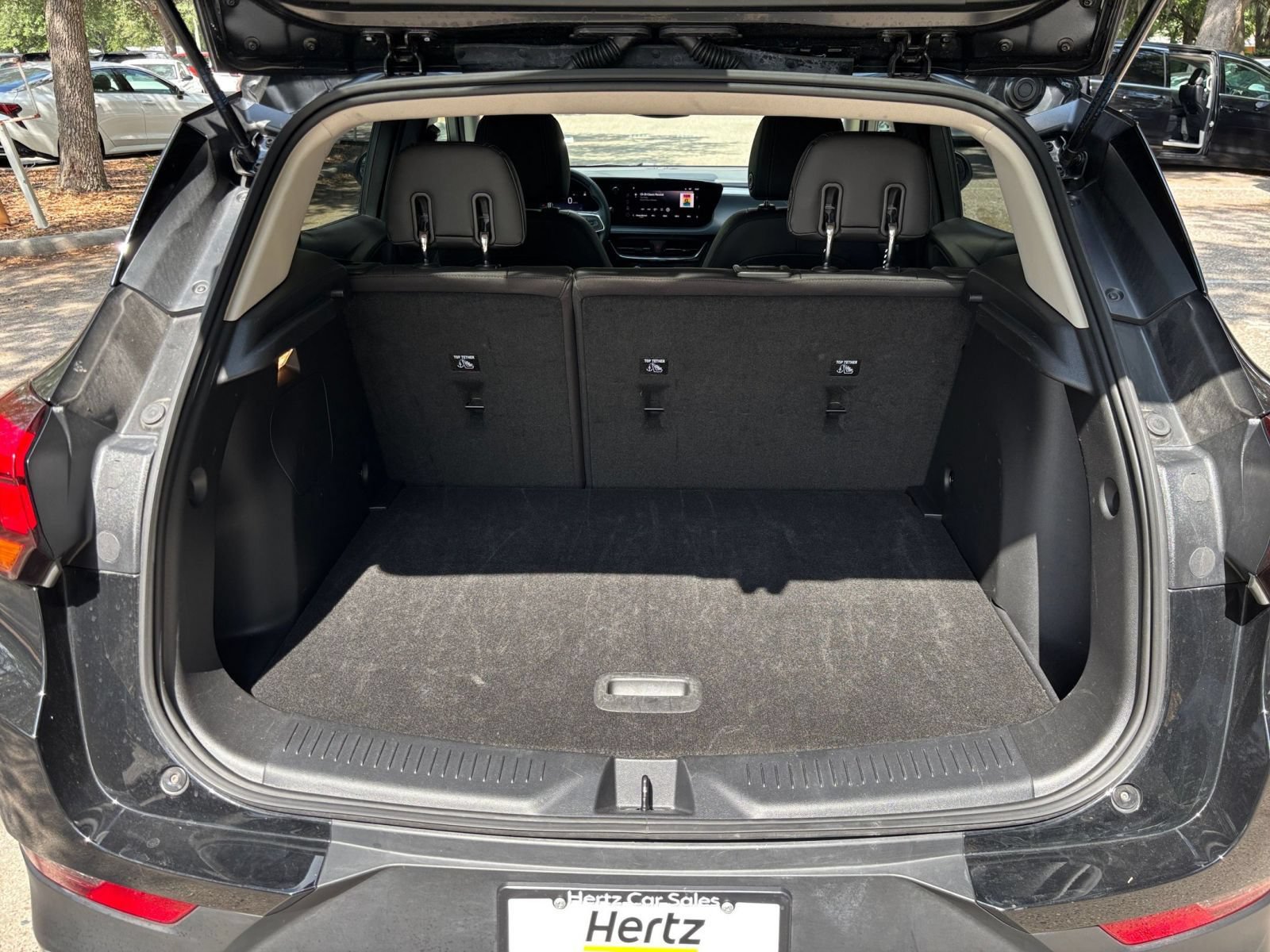 Used 2025 Buick Encore GX Preferred AWD/4WD image 30