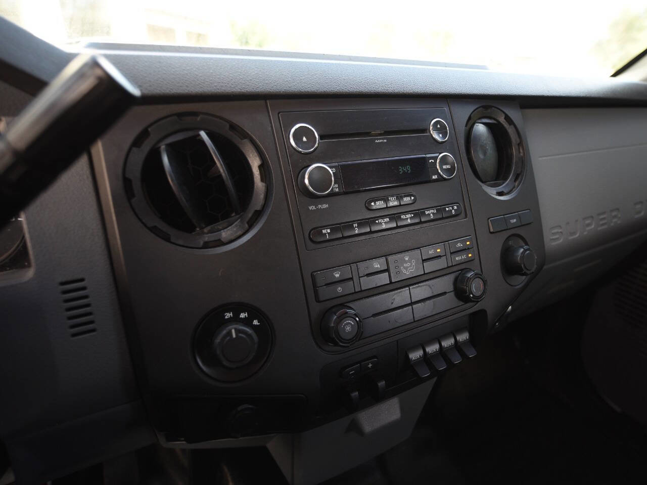 Used 2015 Ford F450 XL w/ Power Equipment Group AWD/4WD image 14