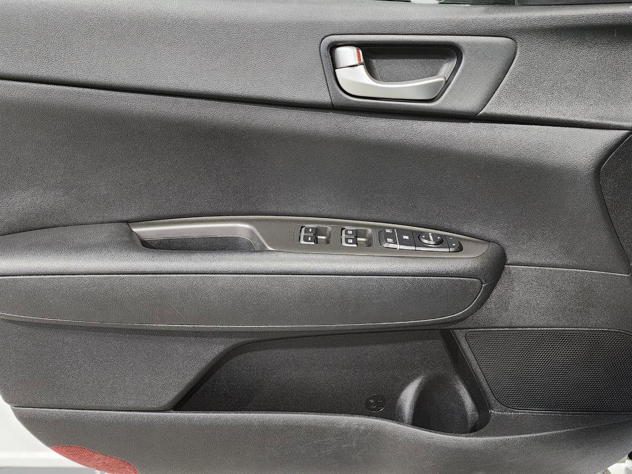 Used 2020 Kia Optima S w/ S Panoramic Sunroof Package image 20