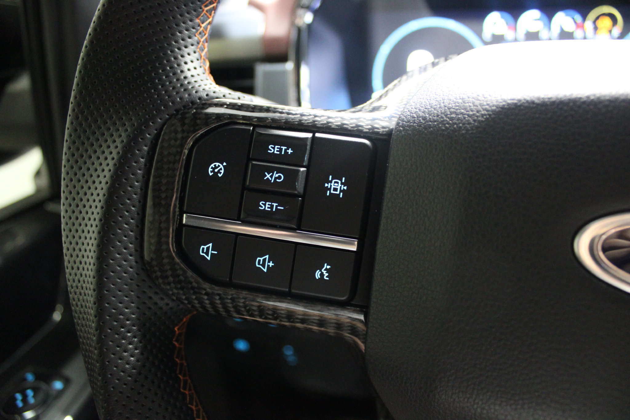 Used 2022 Ford F150 Lariat AWD/4WD image 40