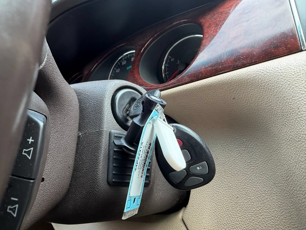 Used 2007 Buick Lucerne CXL FWD image 28