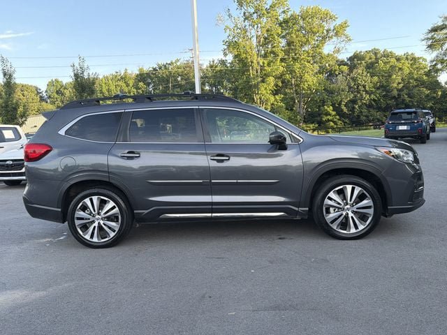 Used 2022 Subaru Ascent Limited w/ Technology Package AWD/4WD image 2