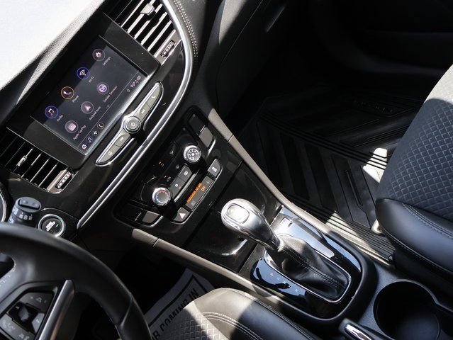 Used 2022 Buick Encore Preferred w/ Safety Package AWD/4WD image 23