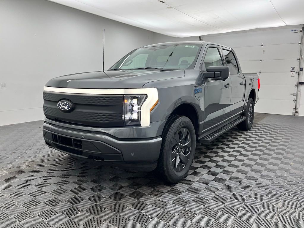 New 2025 Ford F150 Lightning Flash image 2