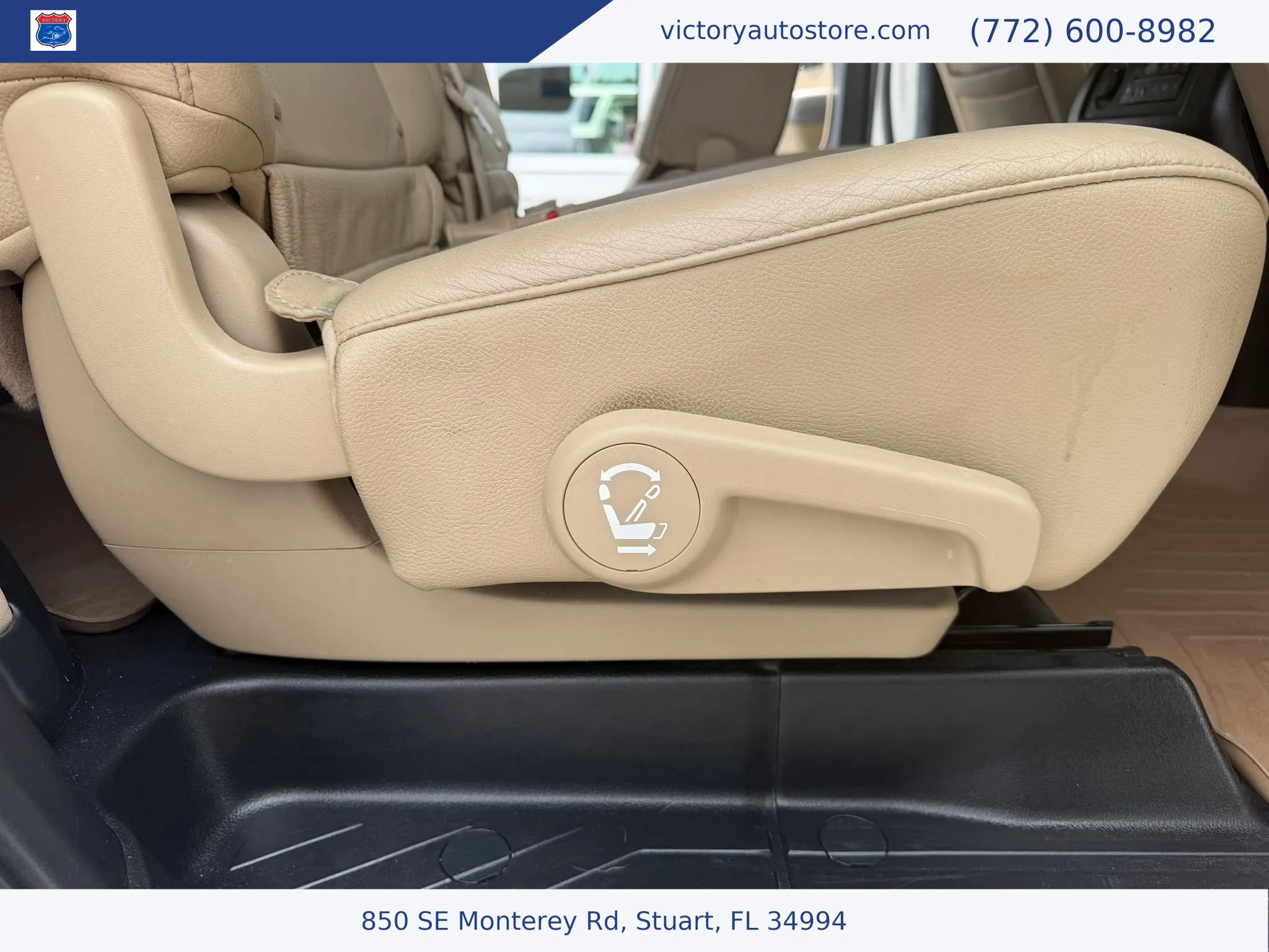 Used 2012 Toyota Sequoia Limited RWD image 21