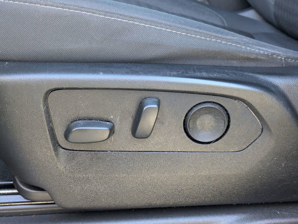 Used 2024 Chevrolet Silverado 1500 RST w/ Z71 Off-Road Package image 16