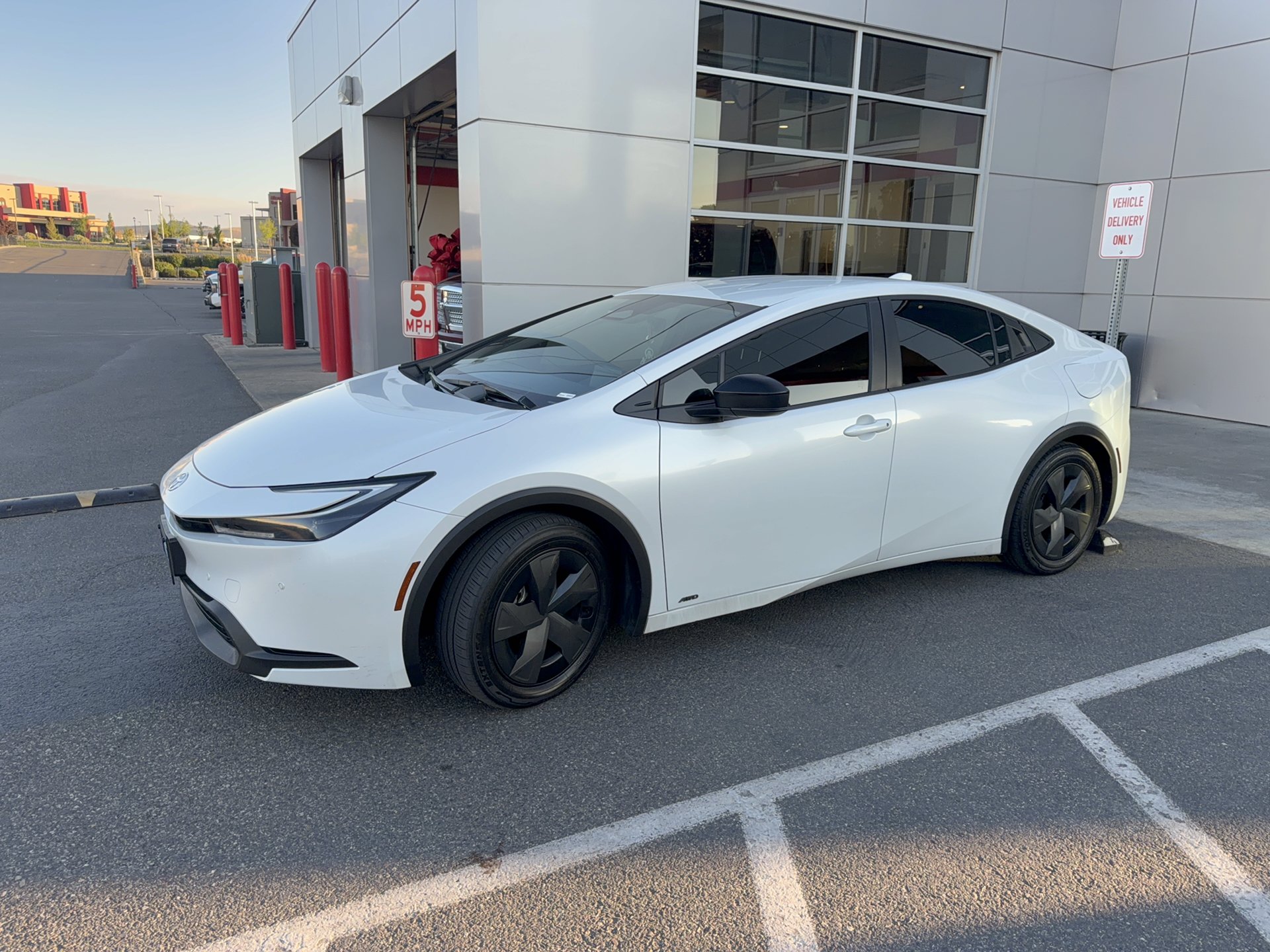 Certified 2023 Toyota Prius LE AWD/4WD image 39