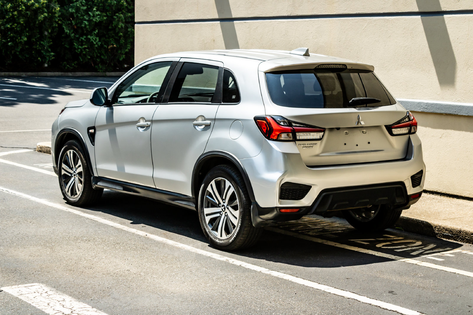 Used 2024 Mitsubishi Outlander Sport AWD image 5