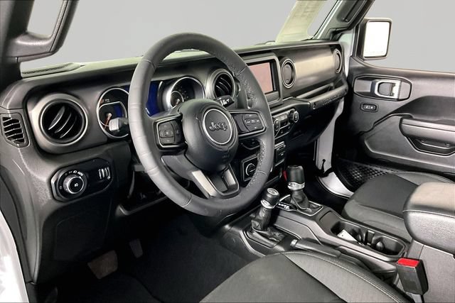 Used 2023 Jeep Wrangler Sport AWD/4WD image 13