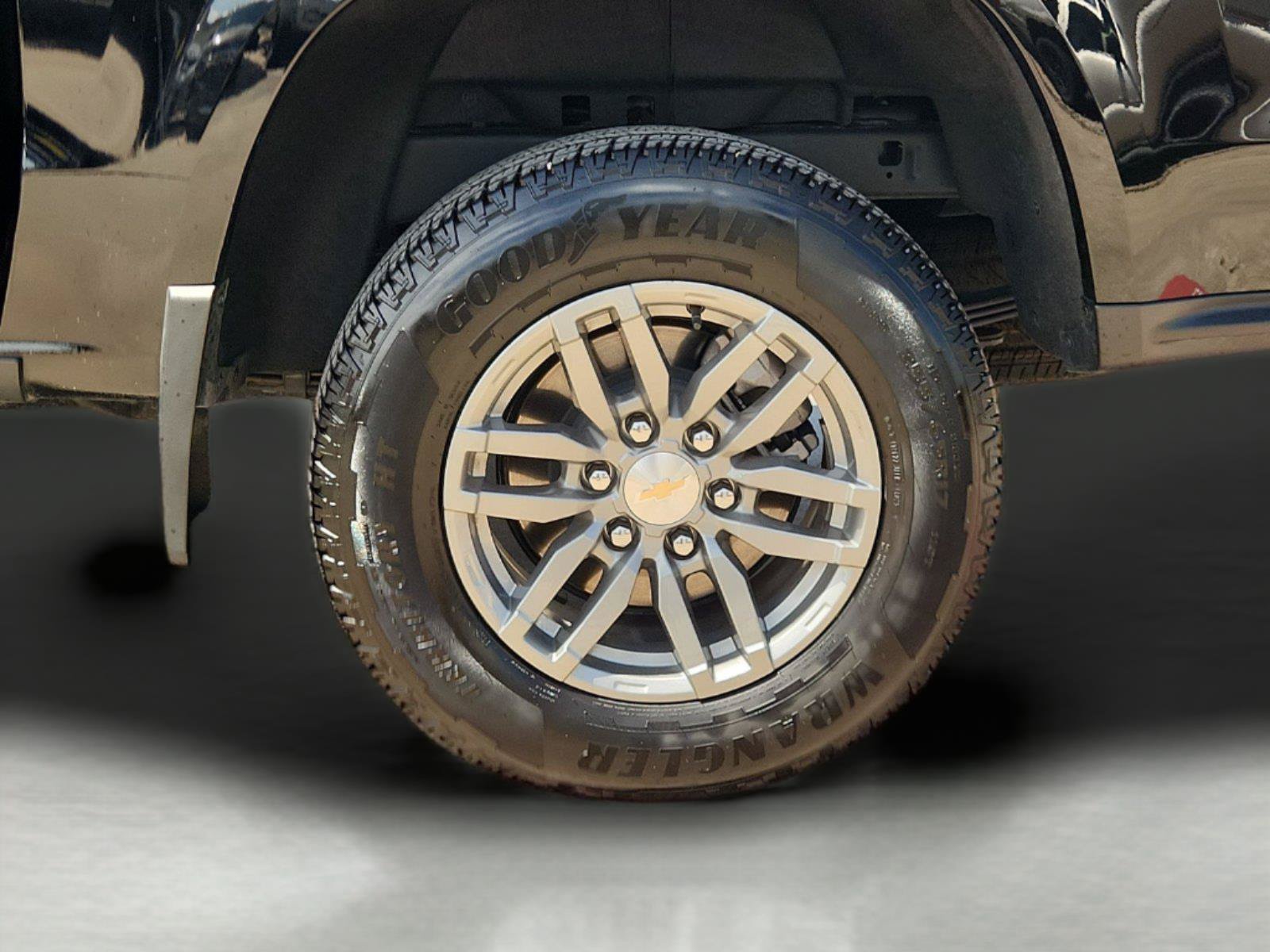 Certified 2026 Chevrolet Colorado LT RWD image 32