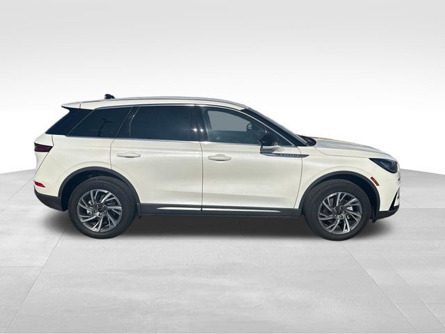 Used 2024 Lincoln Corsair FWD image 11